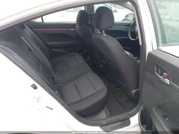 5NPD74LF2JH393623 2018 HYUNDAI ELANTRA - Image 8
