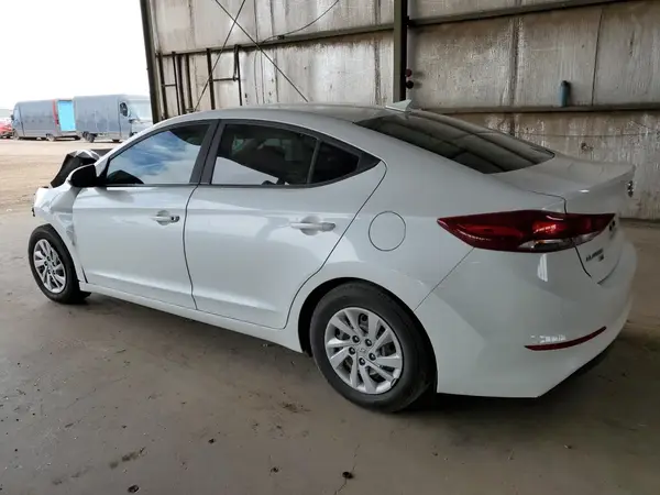 5NPD74LF2JH394156 2018 HYUNDAI ELANTRA - Image 2