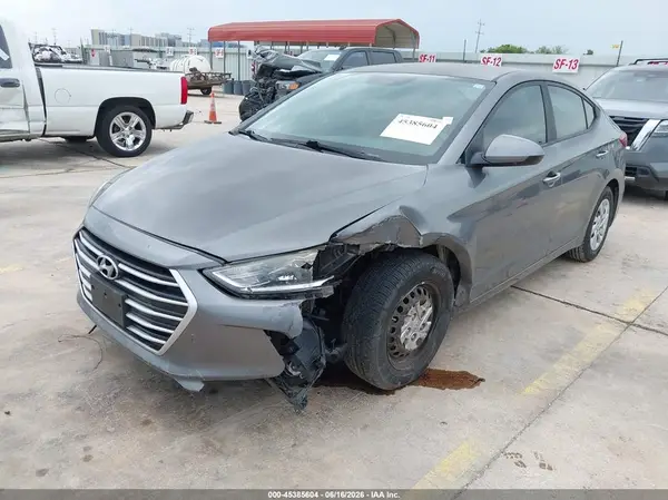 5NPD74LF2JH398482 2018 HYUNDAI ELANTRA - Image 2