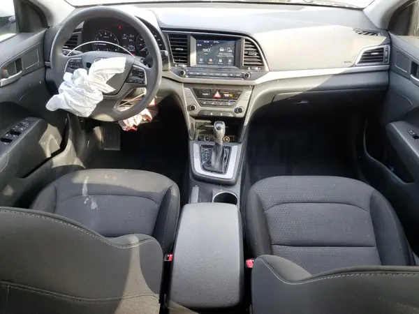 5NPD74LF2JH402112 2018 HYUNDAI ELANTRA - Image 8