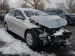 5NPD74LF2JH402305 2018 HYUNDAI ELANTRA