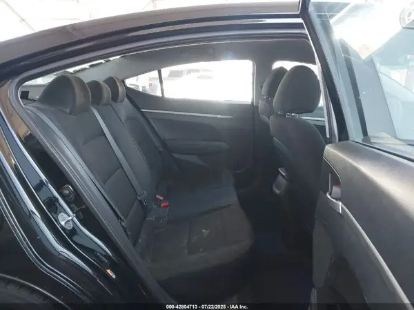 5NPD74LF2KH405562 2019 HYUNDAI ELANTRA - Image 8