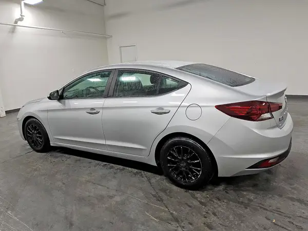 5NPD74LF2KH406212 2019 HYUNDAI ELANTRA - Image 2