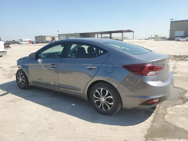 5NPD74LF2KH411068 2019 HYUNDAI ELANTRA - Image 2