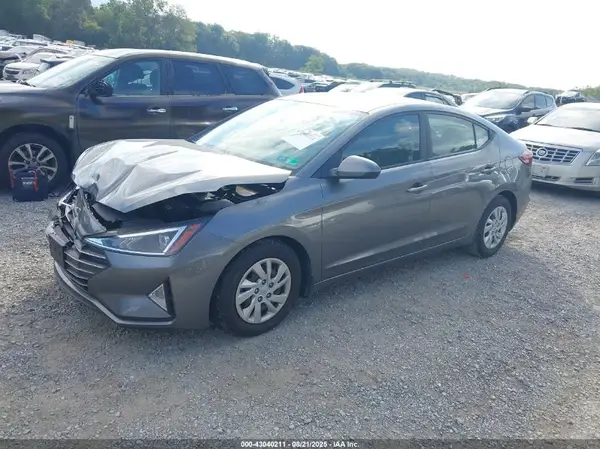 5NPD74LF2KH411071 2019 HYUNDAI ELANTRA - Image 2