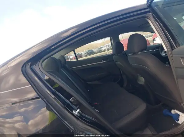 5NPD74LF2KH411510 2019 HYUNDAI ELANTRA - Image 8