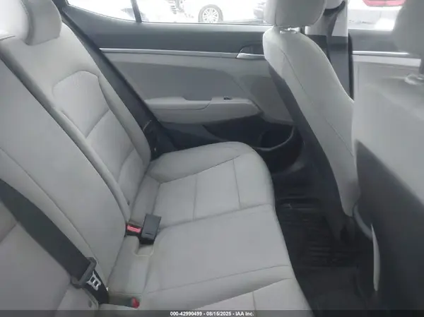 5NPD74LF2KH412396 2019 HYUNDAI ELANTRA - Image 8