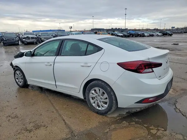 5NPD74LF2KH414746 2019 HYUNDAI ELANTRA - Image 2