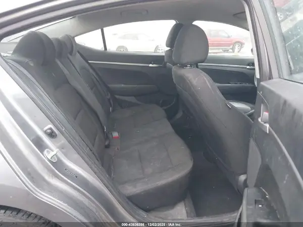 5NPD74LF2KH414830 2019 HYUNDAI ELANTRA - Image 8