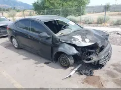 5NPD74LF2KH417565 2019 HYUNDAI ELANTRA