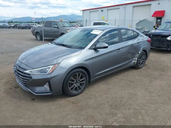 5NPD74LF2KH433815 2019 HYUNDAI ELANTRA - Image 2