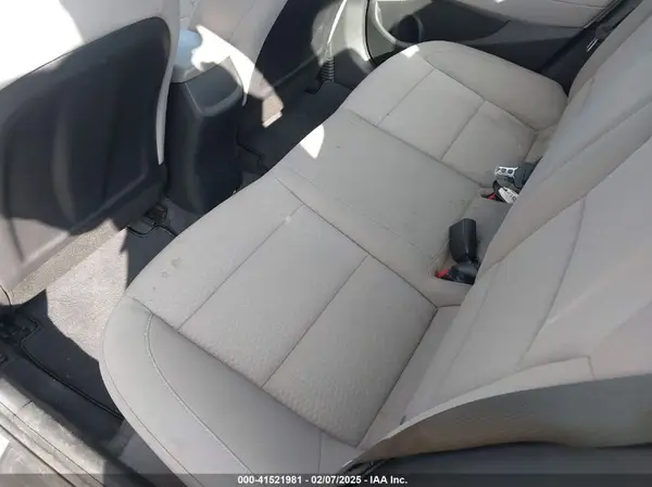 5NPD74LF2KH435595 2019 HYUNDAI ELANTRA - Image 8