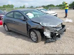 5NPD74LF2KH435919 2019 HYUNDAI ELANTRA