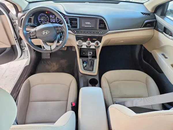 5NPD74LF2KH439517 2019 HYUNDAI ELANTRA - Image 8