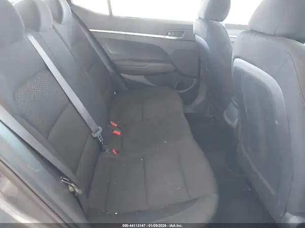 5NPD74LF2KH440411 2019 HYUNDAI ELANTRA - Image 8