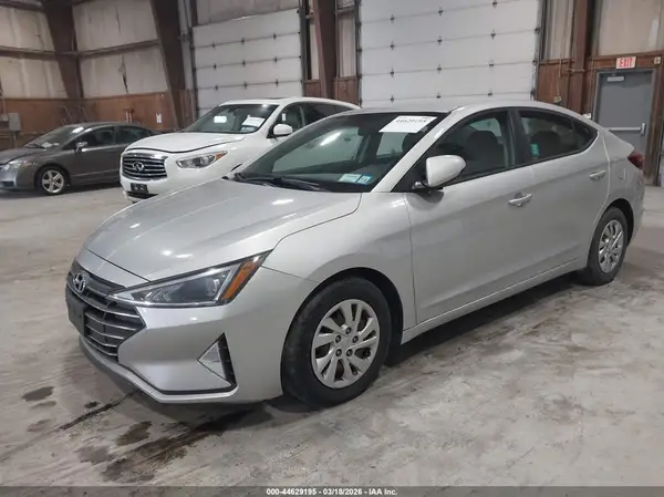 5NPD74LF2KH443003 2019 HYUNDAI ELANTRA - Image 2