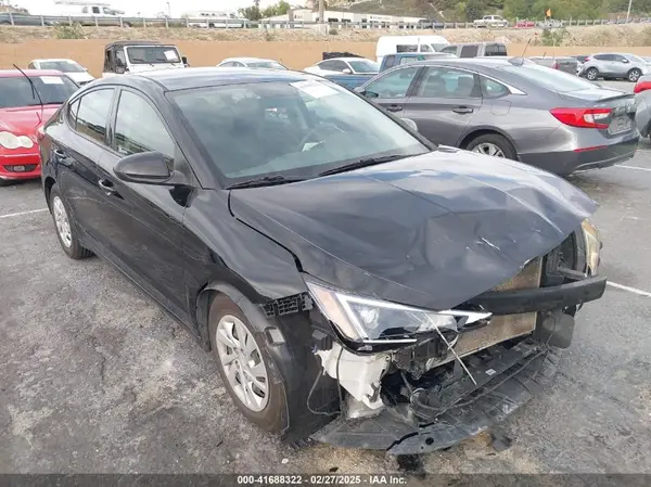 5NPD74LF2KH443180 2019 HYUNDAI ELANTRA - Image 1