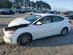 5NPD74LF2KH443244 2019 HYUNDAI ELANTRA