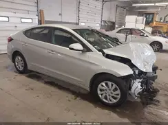 5NPD74LF2KH443616 2019 HYUNDAI ELANTRA