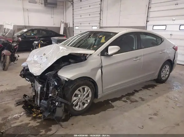 5NPD74LF2KH443616 2019 HYUNDAI ELANTRA - Image 2