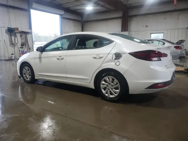 5NPD74LF2KH446368 2019 HYUNDAI ELANTRA - Image 2