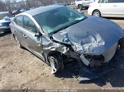 5NPD74LF2KH446404 2019 HYUNDAI ELANTRA