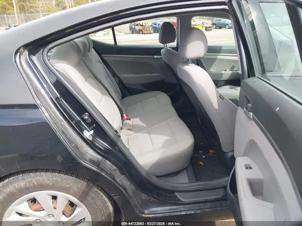 5NPD74LF2KH448976 2019 HYUNDAI ELANTRA - Image 8