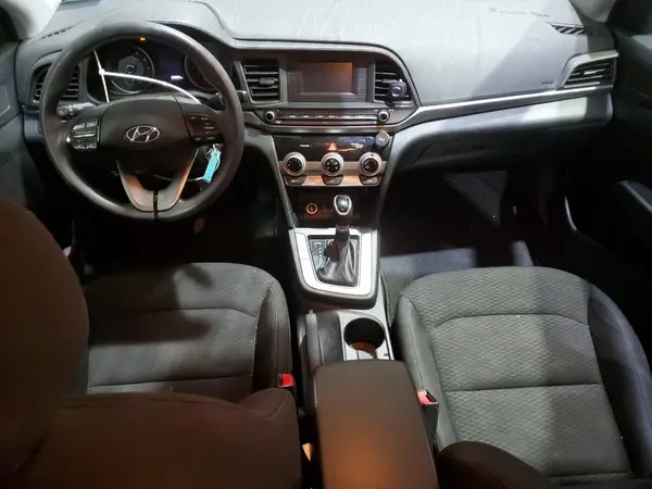 5NPD74LF2KH451702 2019 HYUNDAI ELANTRA - Image 8