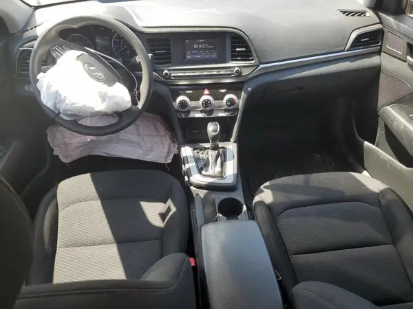 5NPD74LF2KH454261 2019 HYUNDAI ELANTRA - Image 8