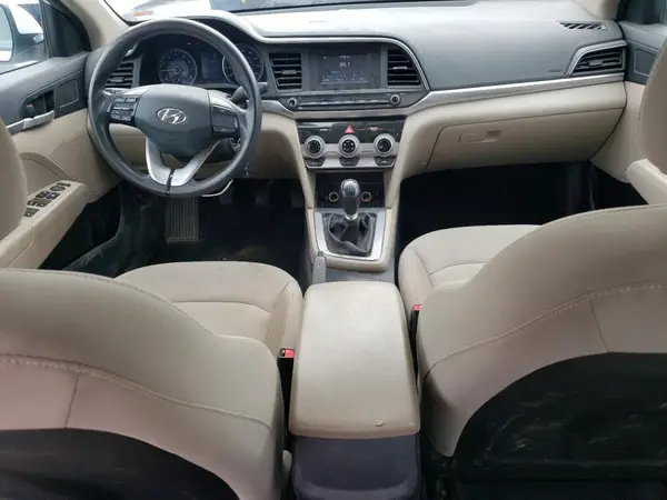 5NPD74LF2KH455412 2019 HYUNDAI ELANTRA - Image 8