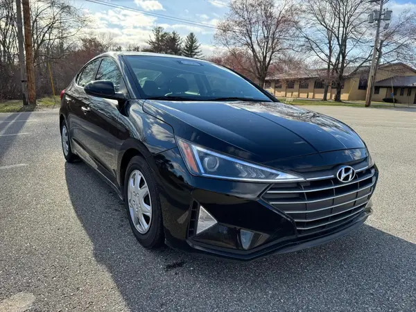 5NPD74LF2KH455748 2019 HYUNDAI ELANTRA - Image 1