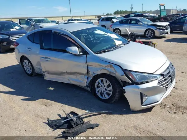 5NPD74LF2KH456530 2019 HYUNDAI ELANTRA - Image 1