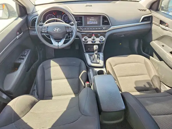 5NPD74LF2KH460769 2019 HYUNDAI ELANTRA - Image 8