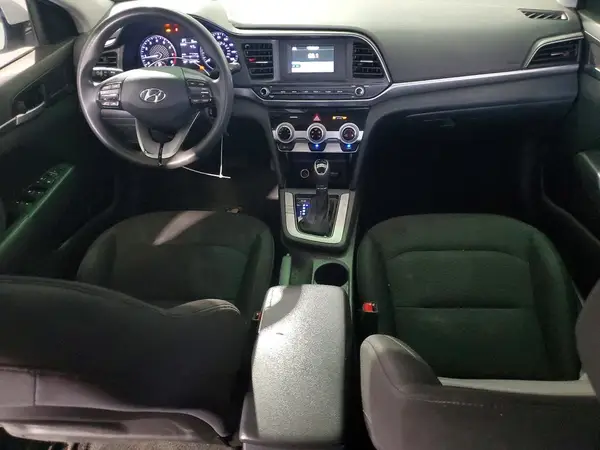 5NPD74LF2KH463798 2019 HYUNDAI ELANTRA - Image 8