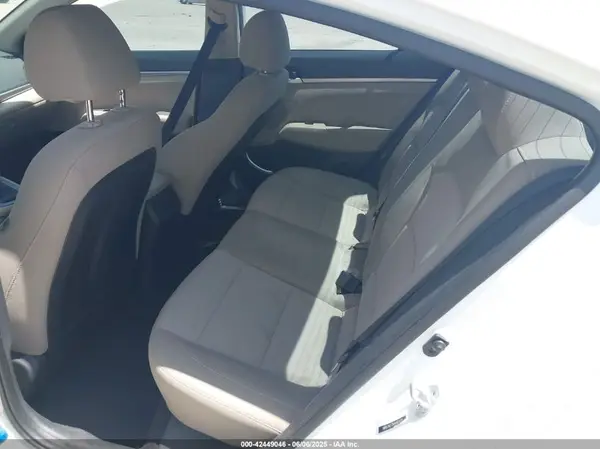 5NPD74LF2KH465129 2019 HYUNDAI ELANTRA - Image 8