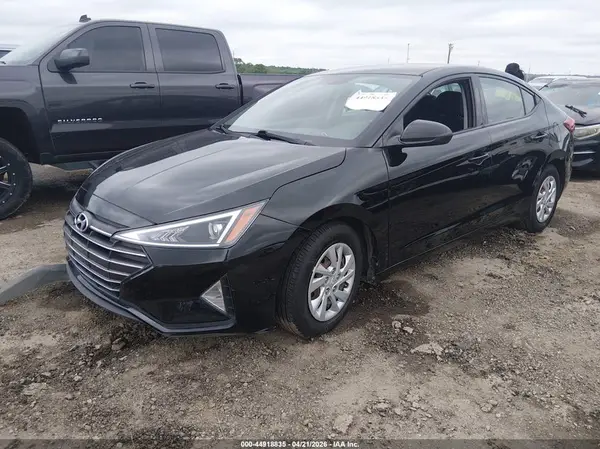 5NPD74LF2KH465843 2019 HYUNDAI ELANTRA - Image 2