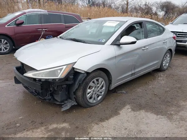 5NPD74LF2KH469066 2019 HYUNDAI ELANTRA - Image 2