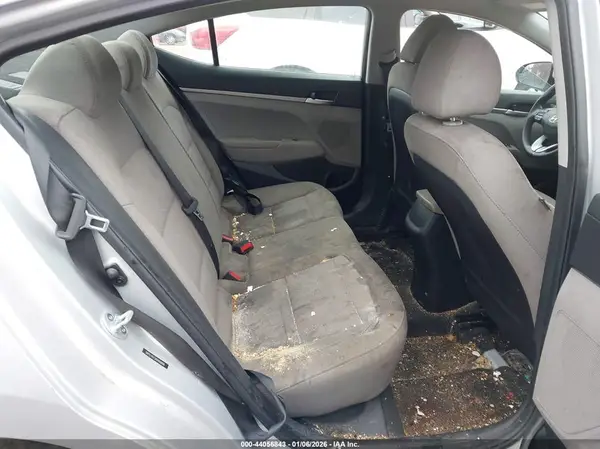 5NPD74LF2KH469066 2019 HYUNDAI ELANTRA - Image 8