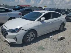 5NPD74LF2KH473912 2019 HYUNDAI ELANTRA