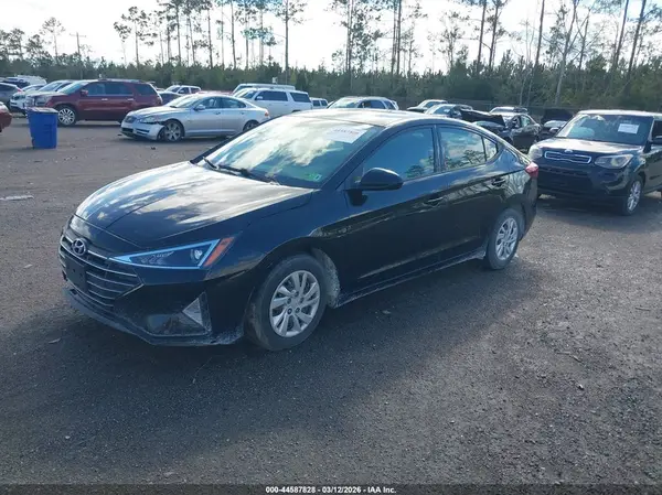 5NPD74LF2KH474249 2019 HYUNDAI ELANTRA - Image 2