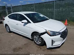 5NPD74LF2KH475028 2019 HYUNDAI ELANTRA