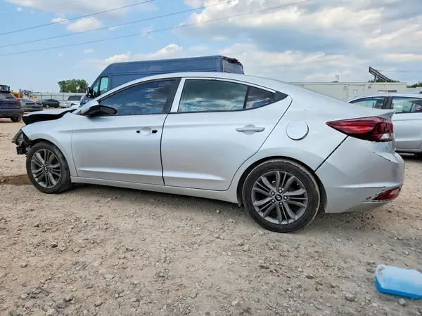 5NPD74LF2KH475739 2019 HYUNDAI ELANTRA - Image 2