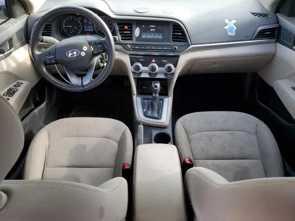 5NPD74LF2KH479676 2019 HYUNDAI ELANTRA - Image 8