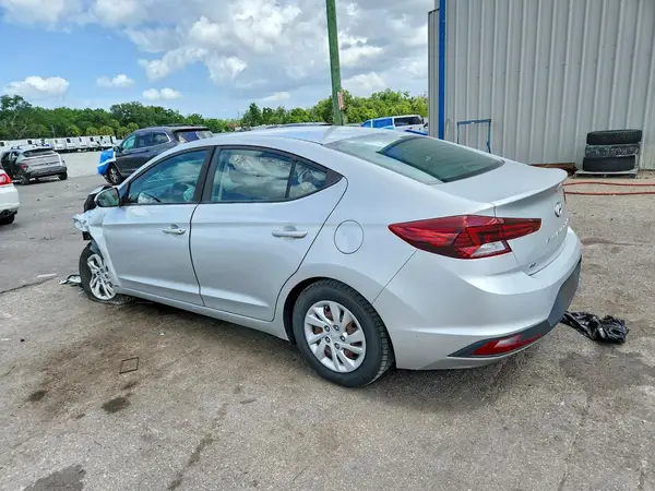 5NPD74LF2KH483498 2019 HYUNDAI ELANTRA - Image 2