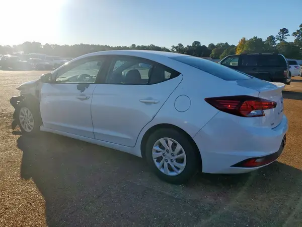 5NPD74LF2KH486112 2019 HYUNDAI ELANTRA - Image 2