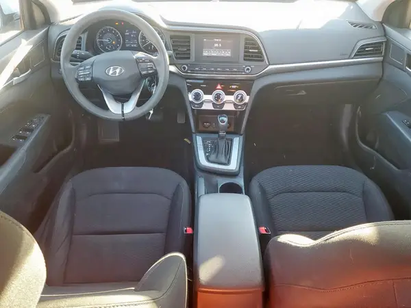 5NPD74LF2KH486112 2019 HYUNDAI ELANTRA - Image 8