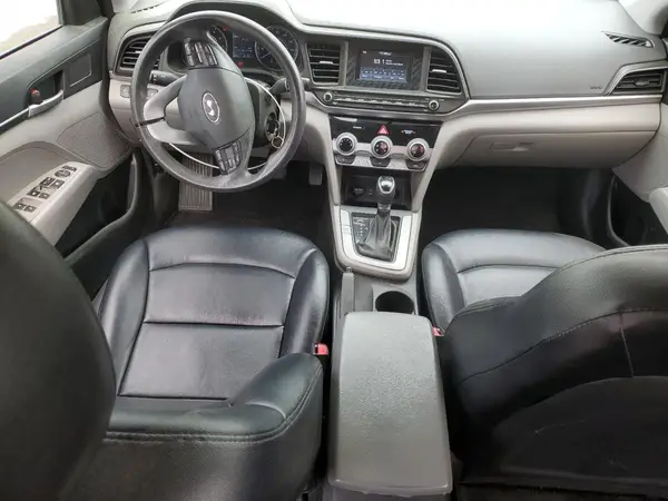 5NPD74LF2KH486207 2019 HYUNDAI ELANTRA - Image 8