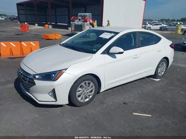 5NPD74LF2KH486790 2019 HYUNDAI ELANTRA - Image 2