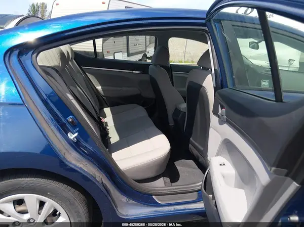 5NPD74LF2KH486966 2019 HYUNDAI ELANTRA - Image 8