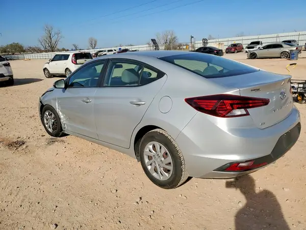 5NPD74LF2KH487602 2019 HYUNDAI ELANTRA - Image 2